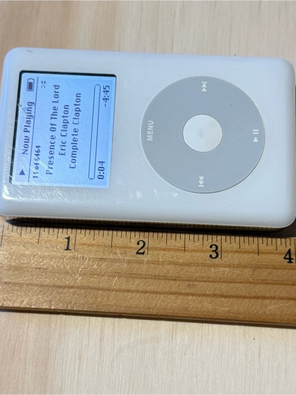 Apple iPod Classic 4thGen Model:A1059 40GB Whit Tested Good w/6464-Songs-Charg